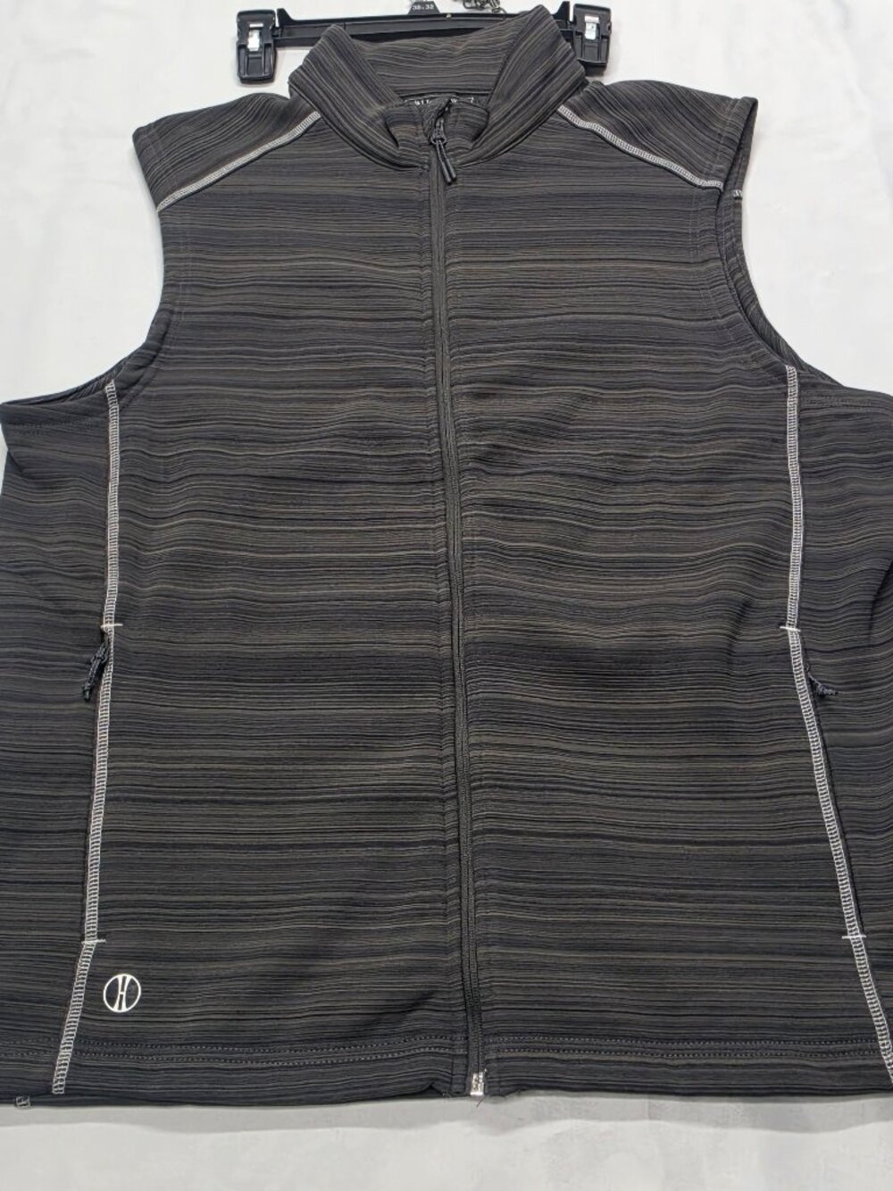Holloway Men’s Large Gray Heather Performance Softshell Vest Zip Pockets NWOT